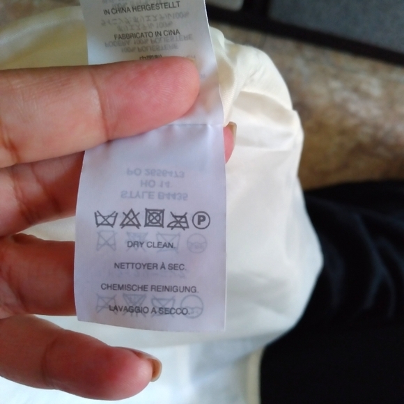 J Crew Black White Abstract print pleated skirt, size 4 - Picture 9 of 9